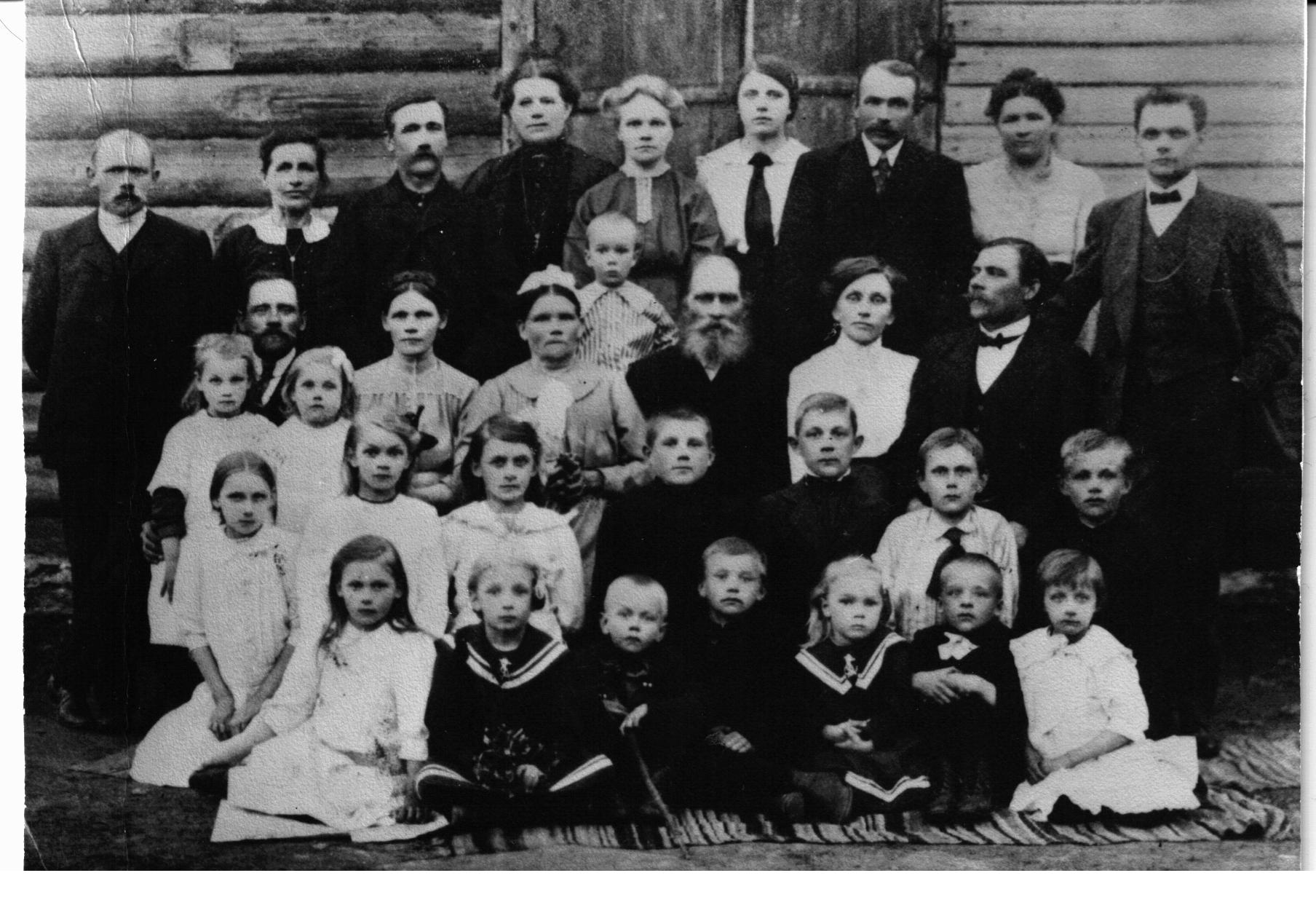 Foto. Kreet ja Madis Rutoffi kuldpulm 1914.a.