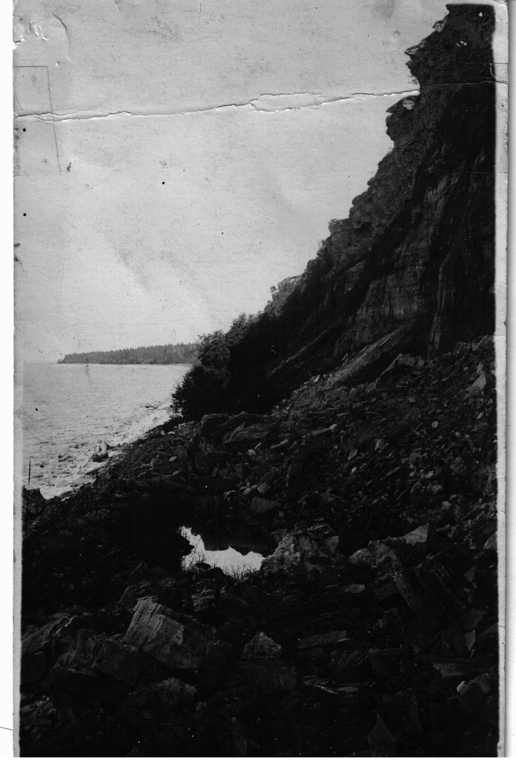 Fotopostkaart. Toila pankrannik