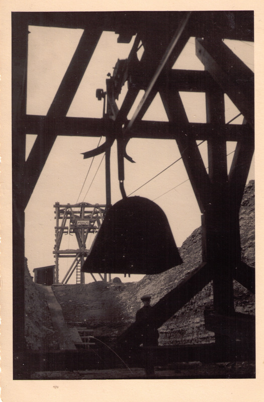 Fotopostkaart. Kiviõli põlevkivitööstus.
