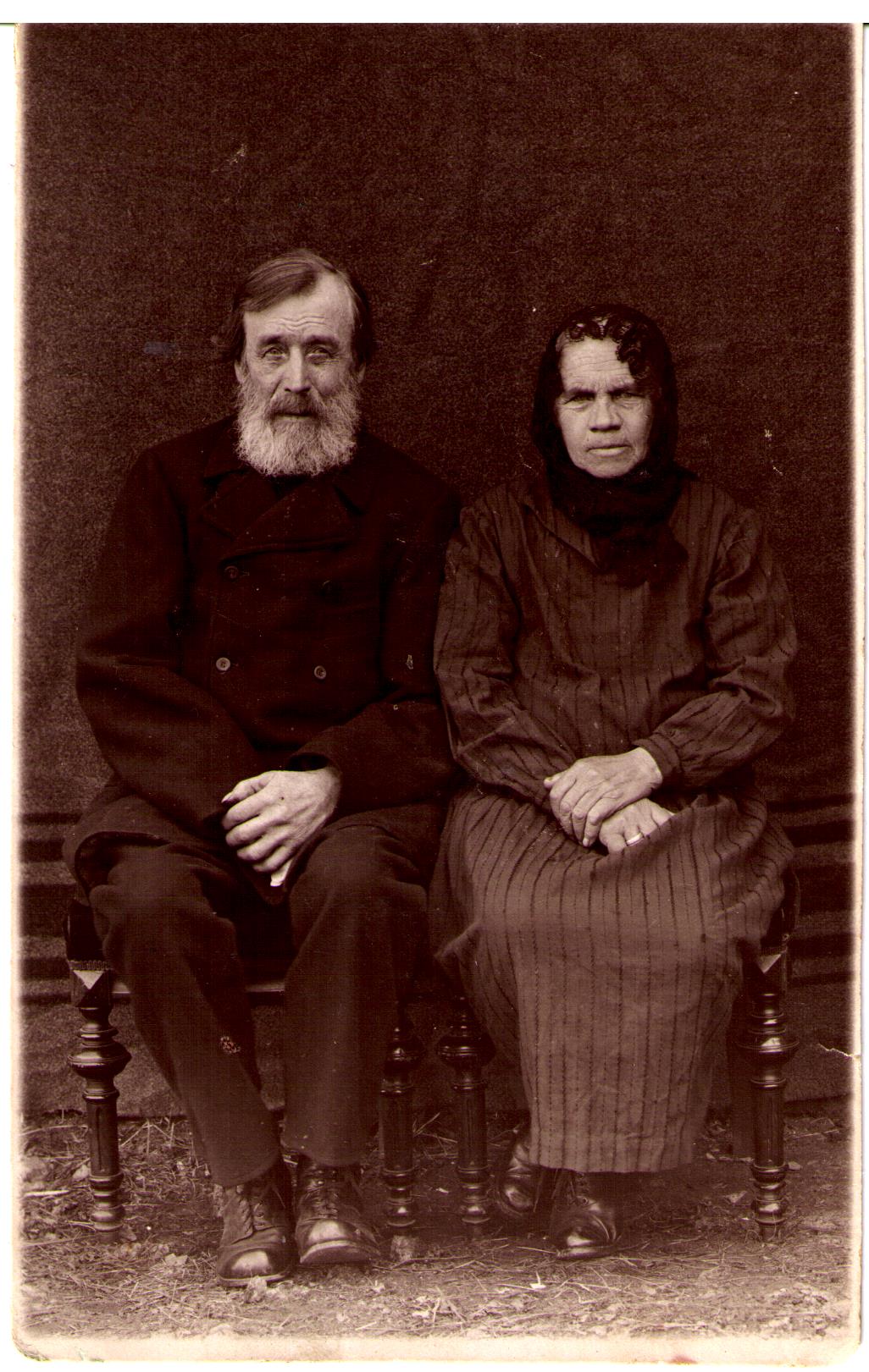 Fotopostkaart. Iisak ja Miili Teetlov