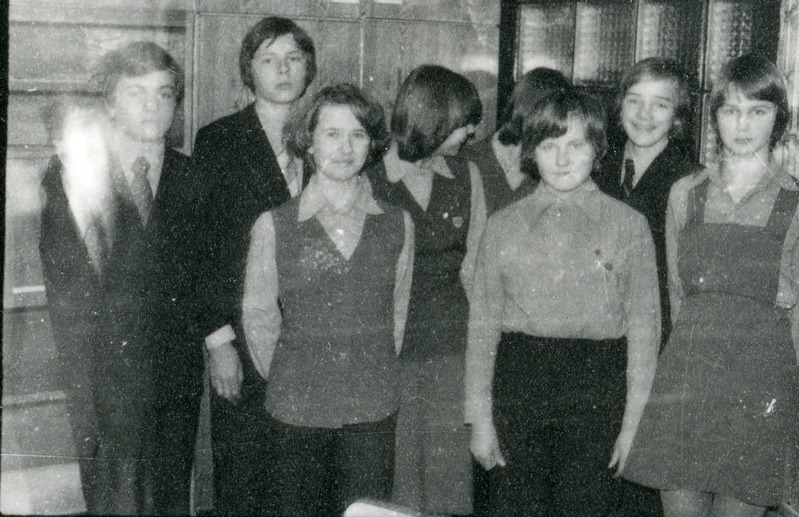 Iisaku KK õpilased muuseumi töös abis