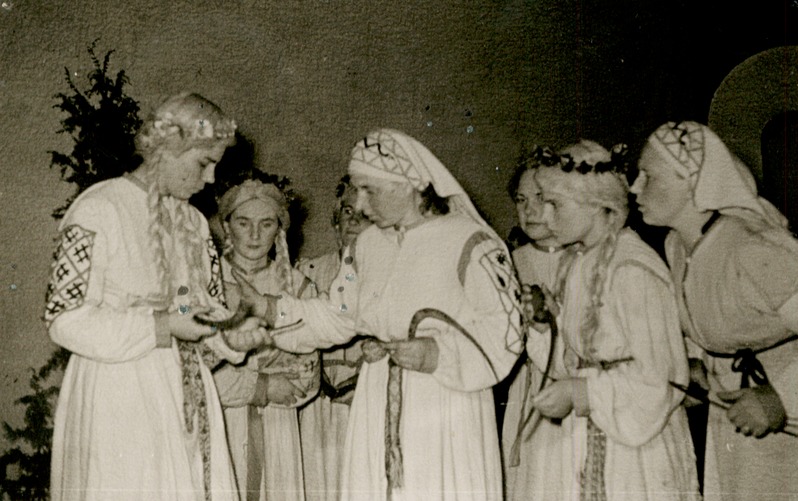 A. Kitzbergi draama "Enne kukke ja koitu" 1959. a