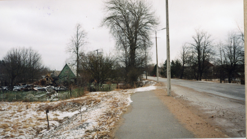 Fotoalbum. Jõhvi pildis. Tulekahjus hävinenud ajalooline maja.