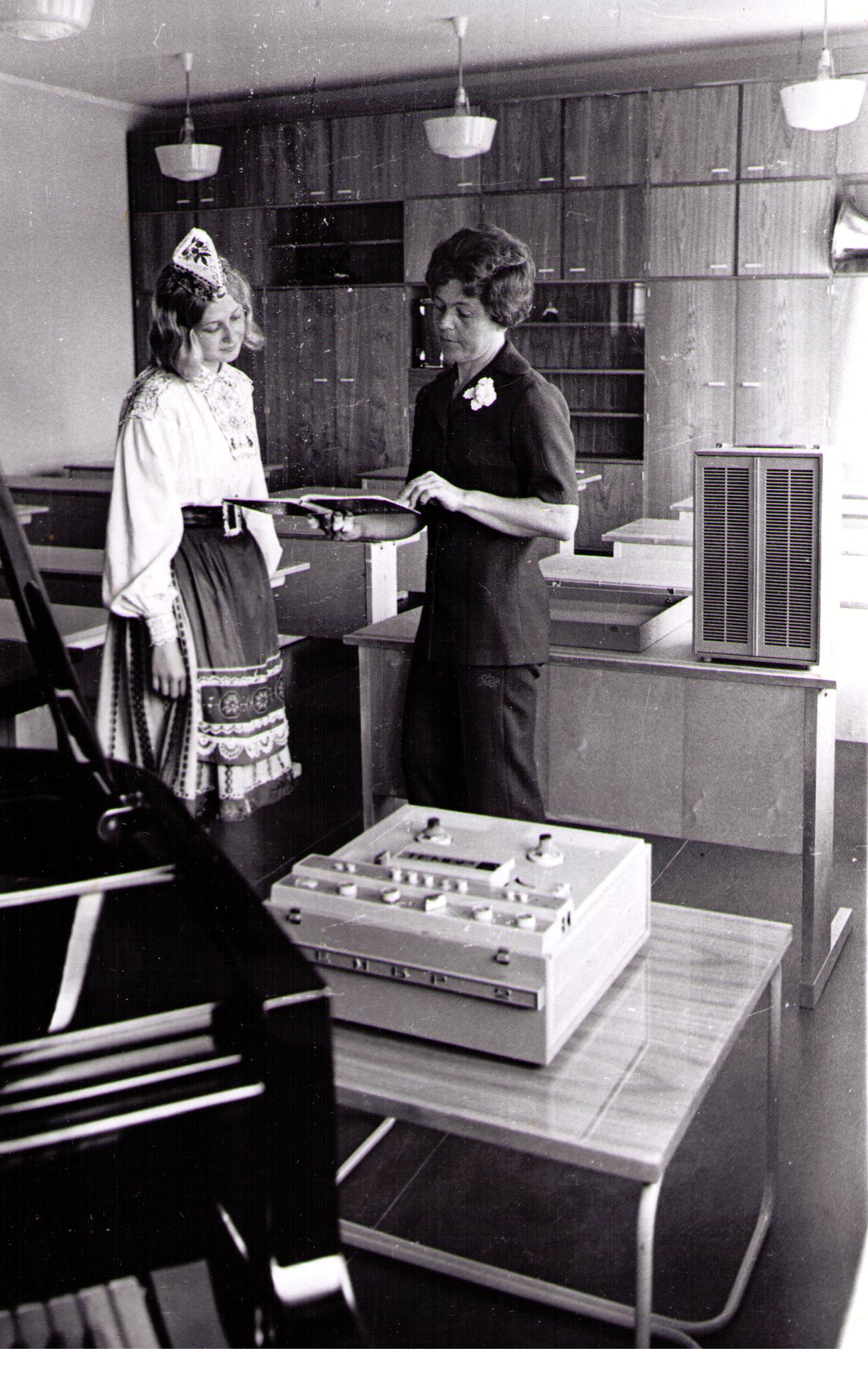 Iisaku KK muusikakabinet, 1976.a