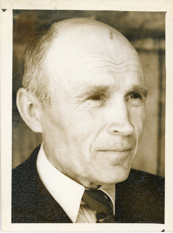 Metsküla ÜENÜ liikmeid ja seltskonnategelasi ca 1932. a Theodor Voormantsik