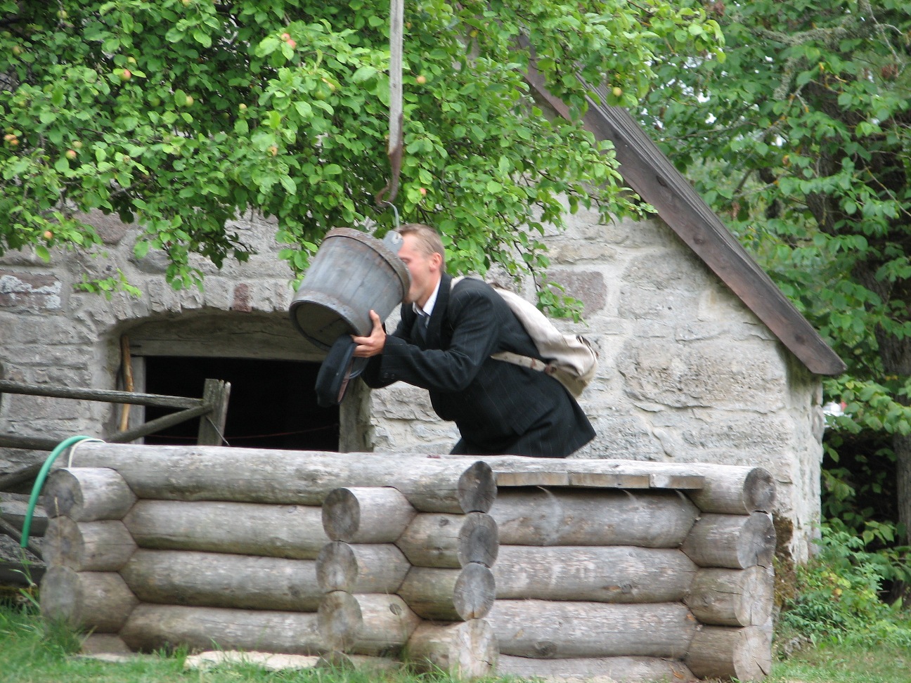 Lavastus " Kirjad emale" Toomal - A.Aadli