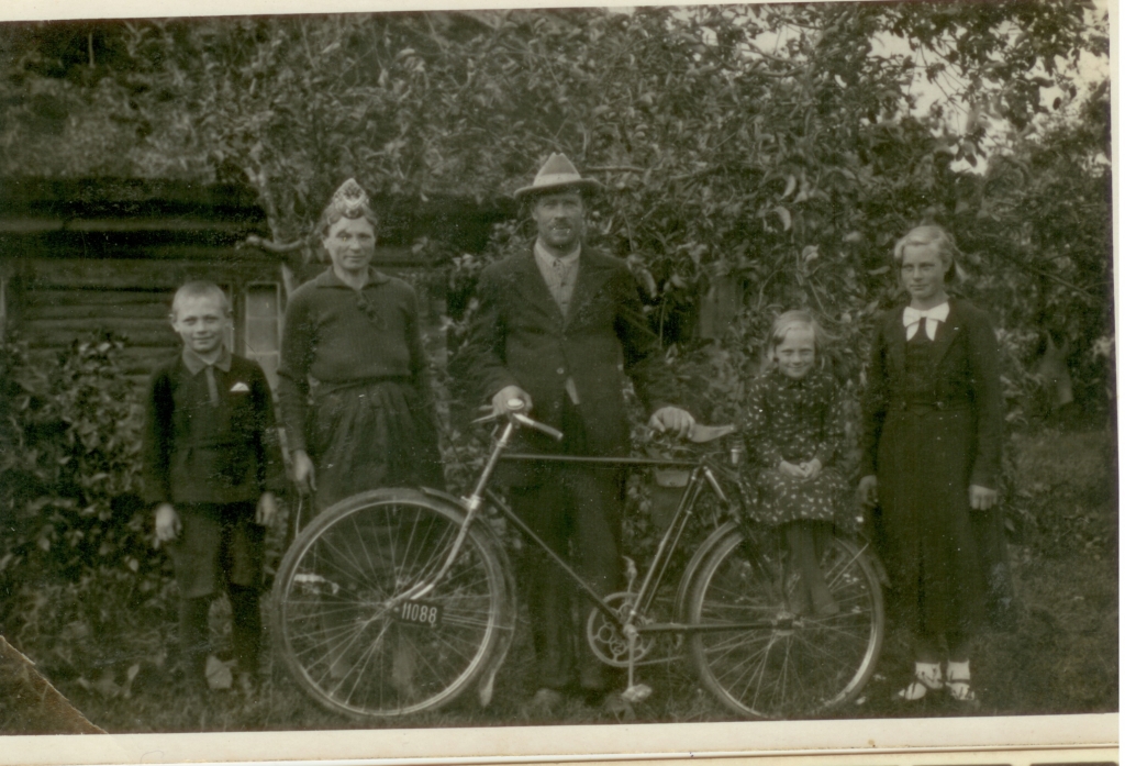 Madis Tuuliku pere 30-ndate aastate teine pool