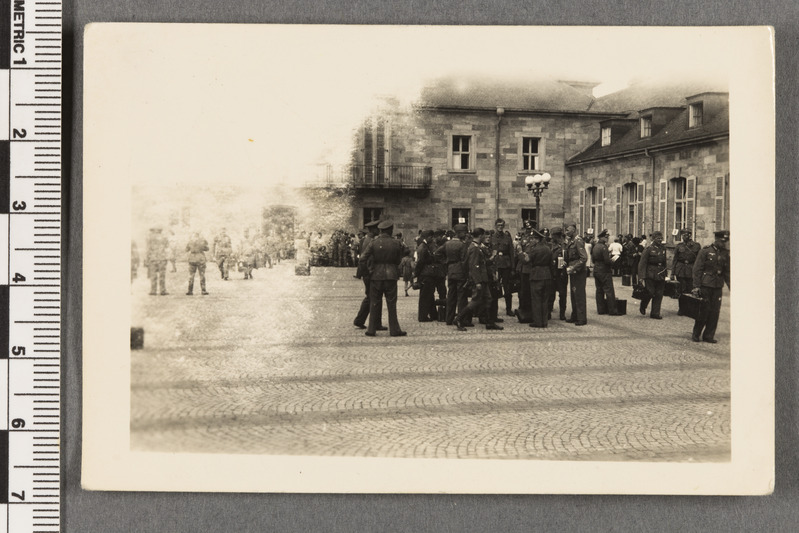 Kogunemine pärast ühist lõunasööki Bayreuthis