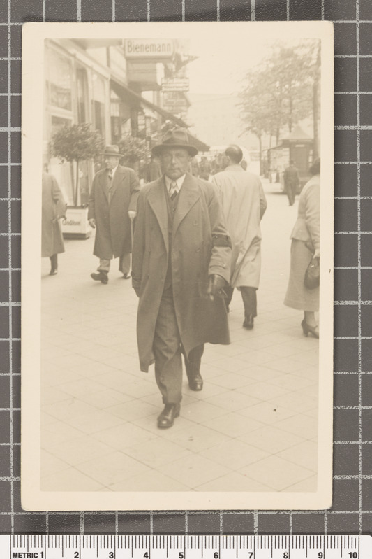 Kapten Harald Rass Düsseldorfis, 16.05.1937