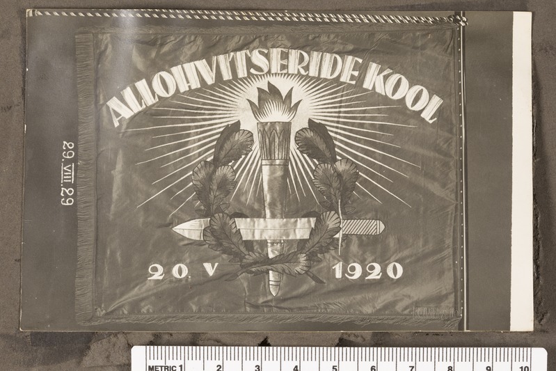 Allohvitseride kooli lipp 29.08.1929