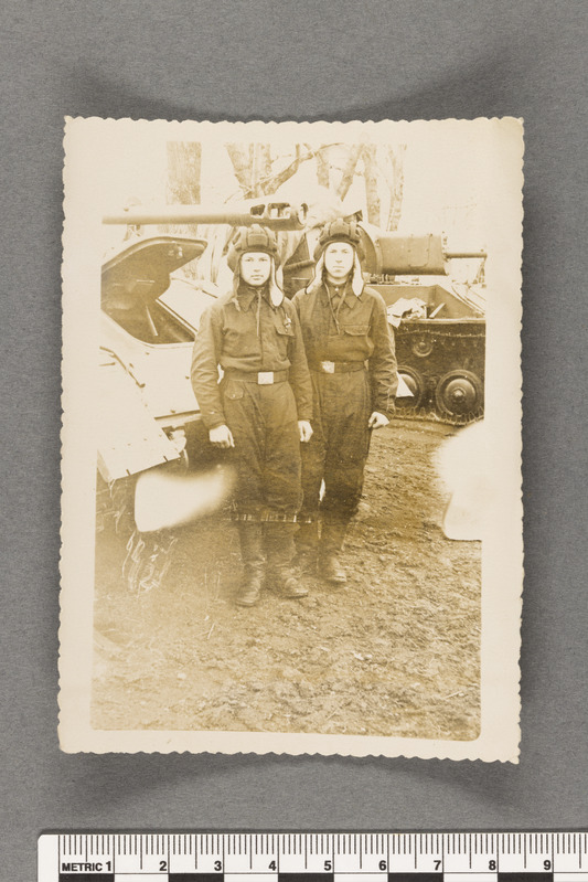 Seersant Valdur Hõimoja ajateenistuses Nõukogude armee tankivägedes