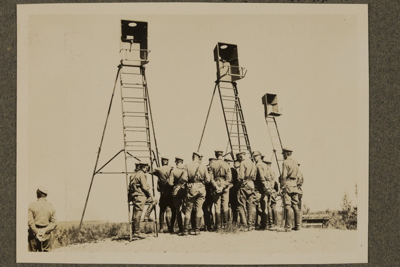 foto, Eesti sõjaväelased õppustel.