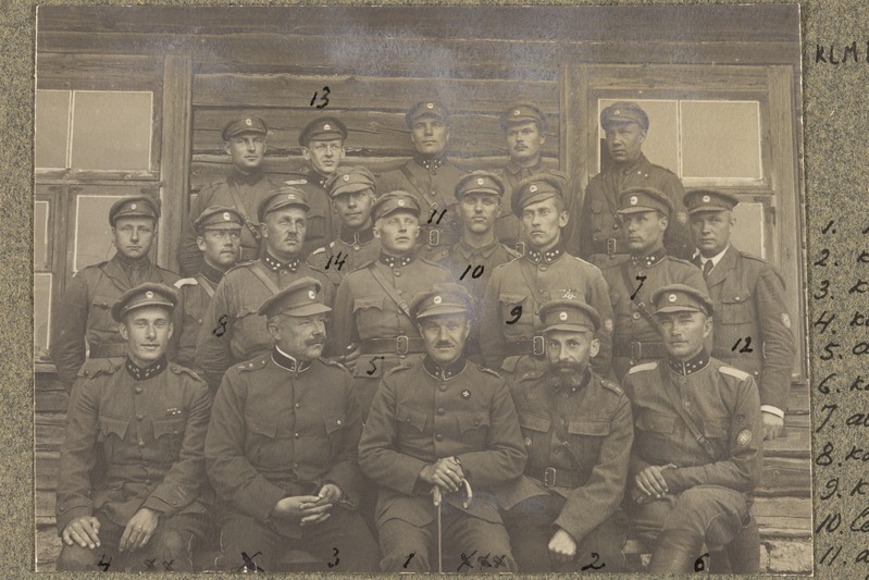 foto, Eesti ohvitserid suurtükiväe polügonil, 1921.