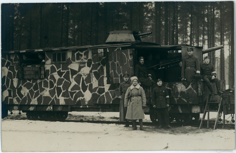 Kitsarööpmelise soomusrongi nr 5 suurtükiplatvorm