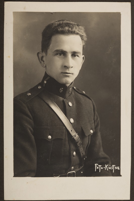 Nooremleitnant A. Vain