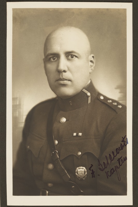 Kapten Friedrich Süllaots