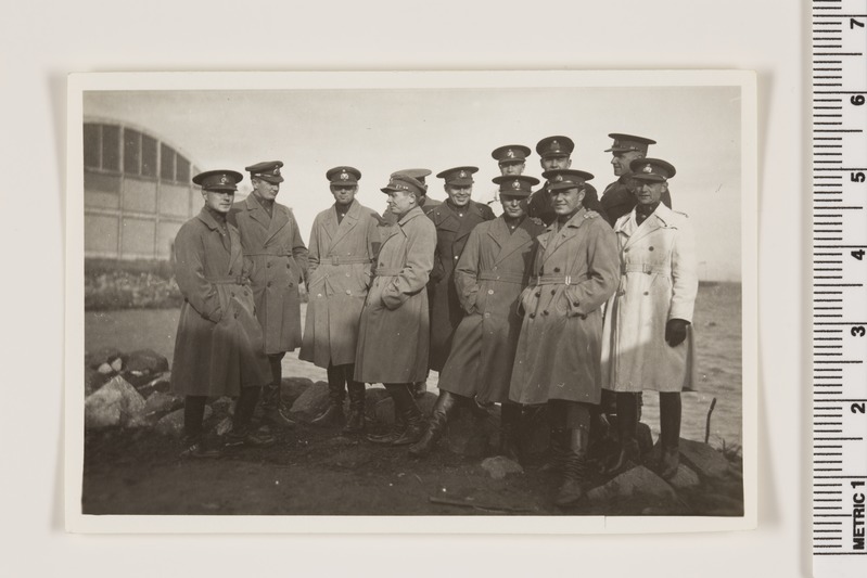 Leitnant Eduard-Aleksander Saar grupifotol