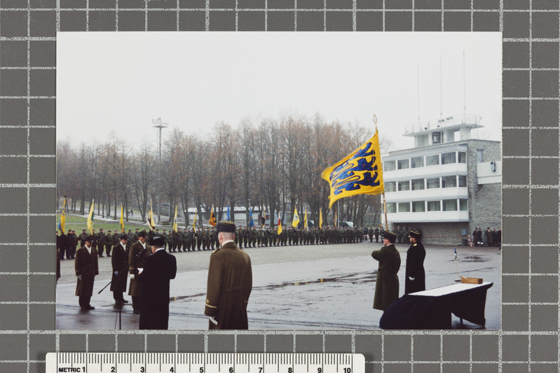 Lipu annetamine Kaitseväele