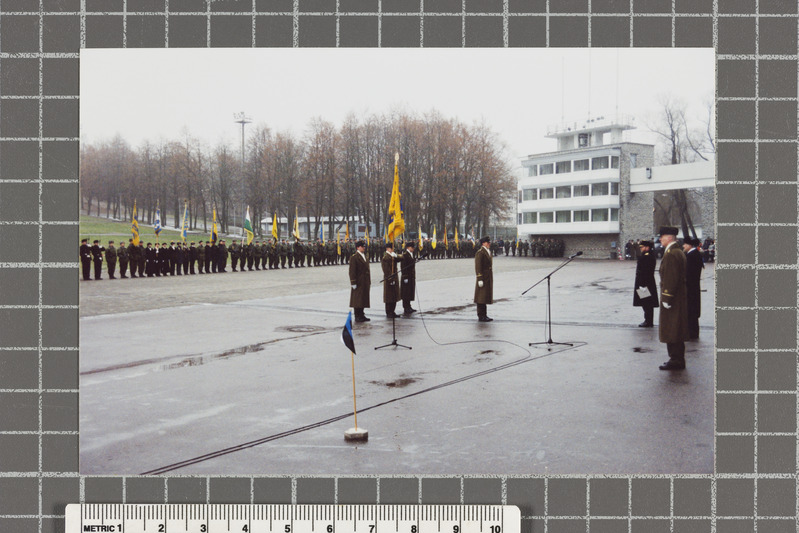 Lipu annetamine Kaitseväele