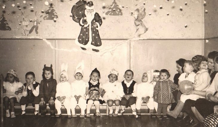 Nääripidu Iisaku sovhoosi lasteaias. 1960ndad.