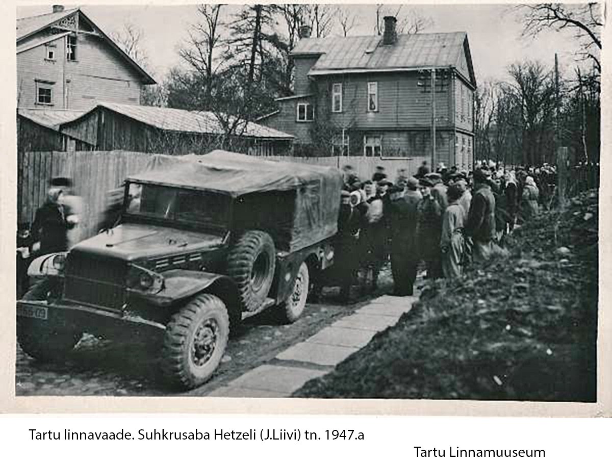 Suhkru jagamine Hetseli tn (J.Liivi) 1947