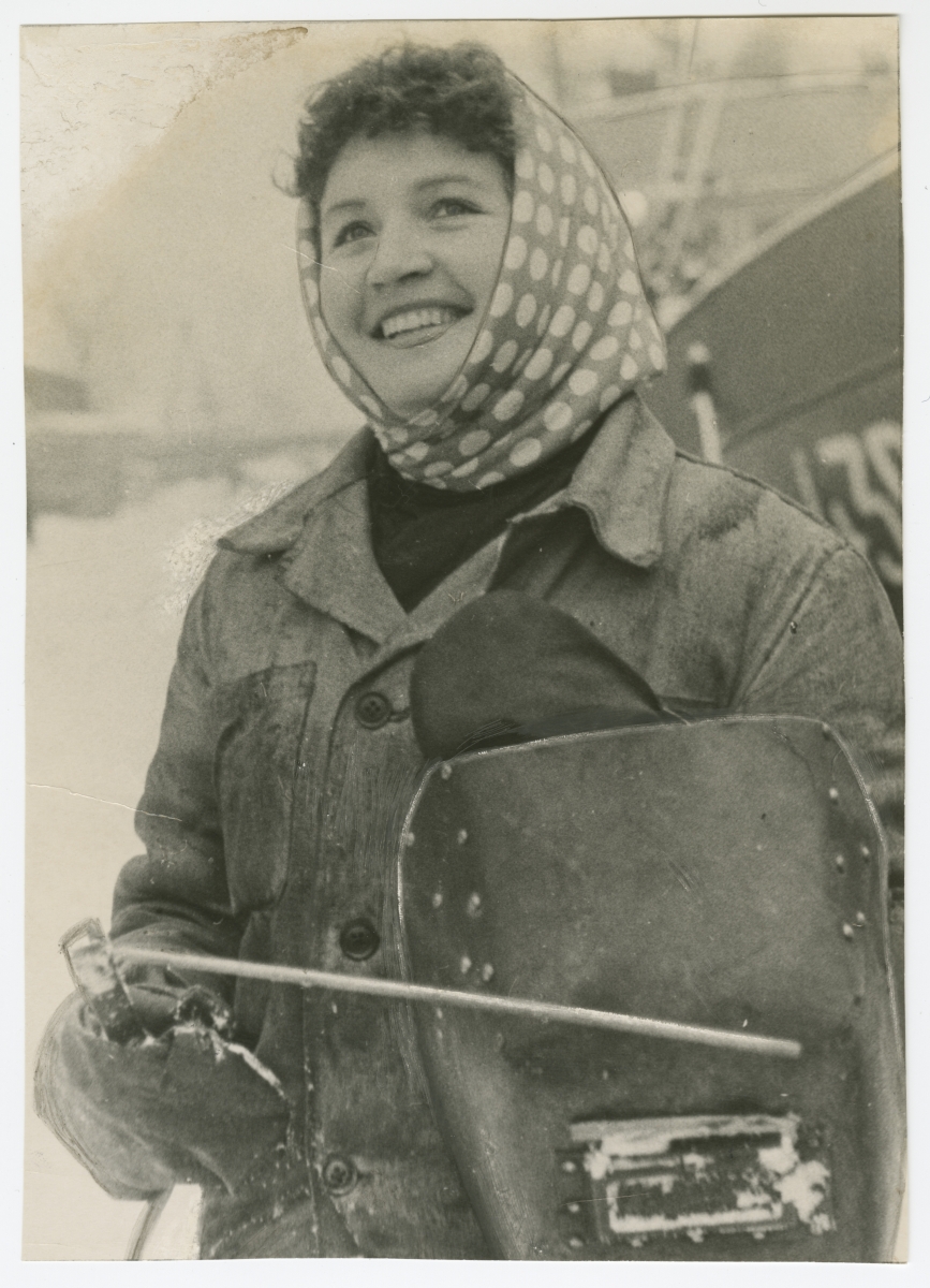 Tallinna Laevaremonditehase keevitaja Zoja Gurina