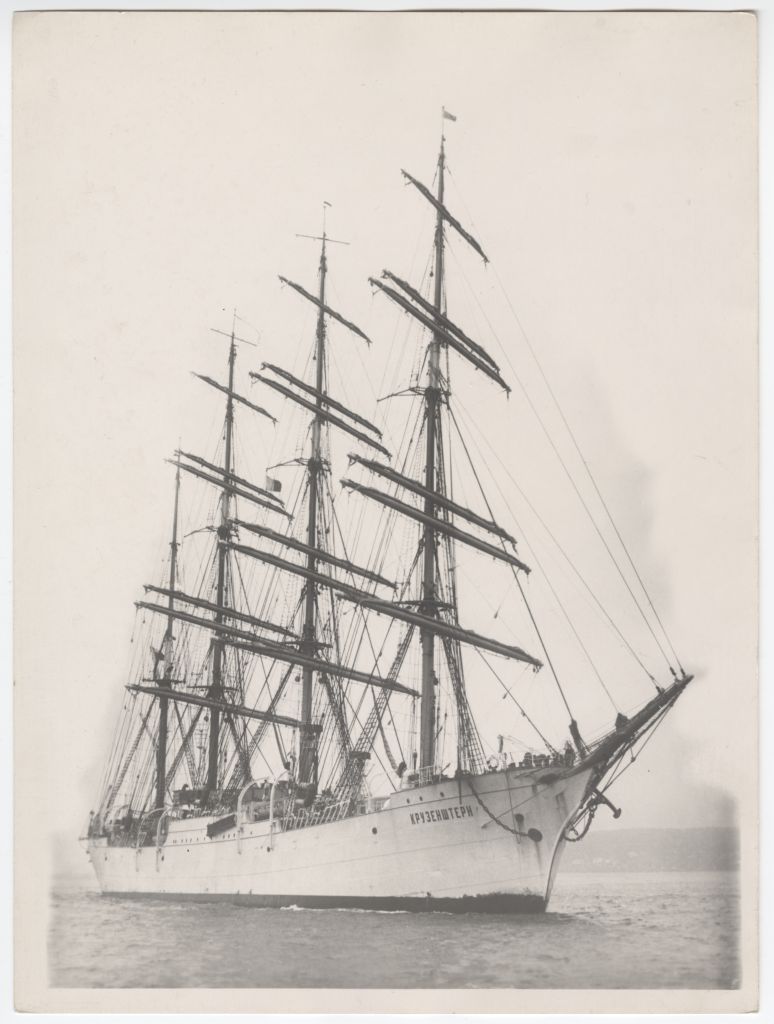 purjelaev "Krusenstern" merel