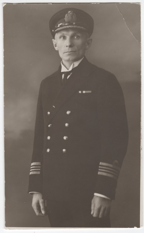 Kaptenmajor Rudolf Linnuste.