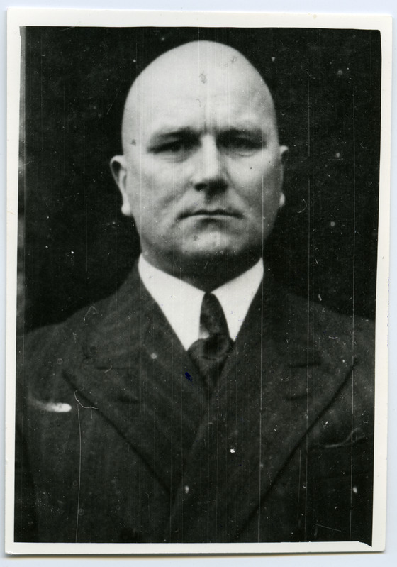 Eesti Riikliku Merelaevanduse Ehituskontori raamatupidaja Evald Valdre portree