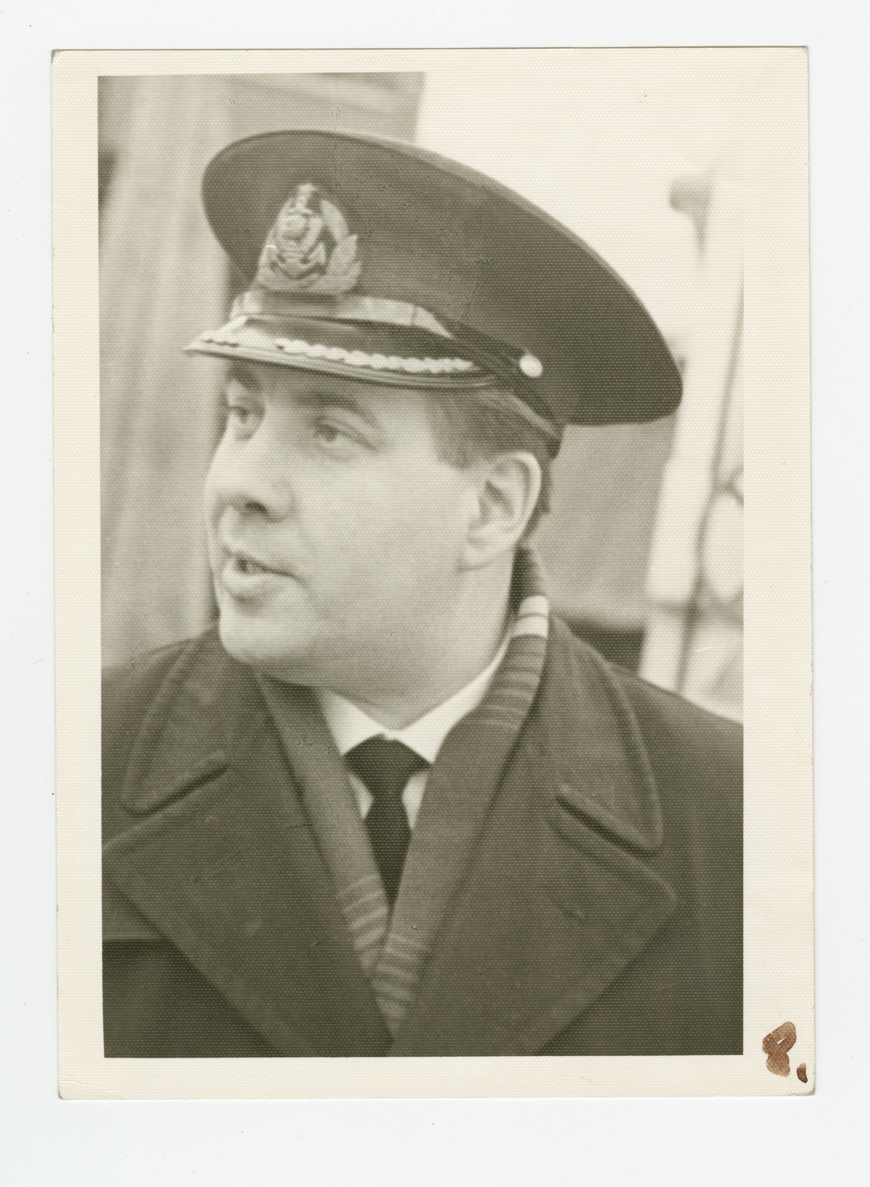 Kapten Harri Liideman mootorlaeva "Jarensk" kaptenina