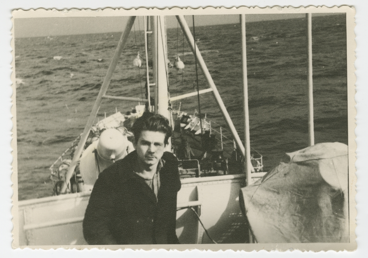 Kaljo Jäger : II mehaanik kalalaeval SRTR-9124.
Põhjameri, august 1962