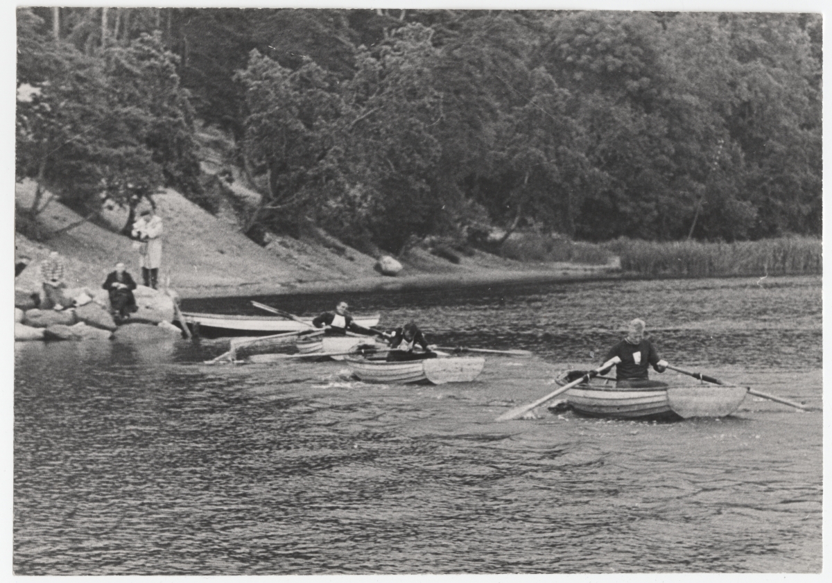 VSÜ "Kalev" Tallinna Kalaspordi Klubi ja Soome Kalastajate Keskuse Liidu vahelised sõudevõistlused Pirita jõel.
1968
