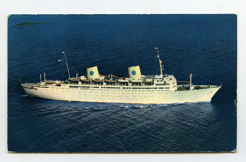 Reisilaev-mootorlaev "Gripsholm" merel