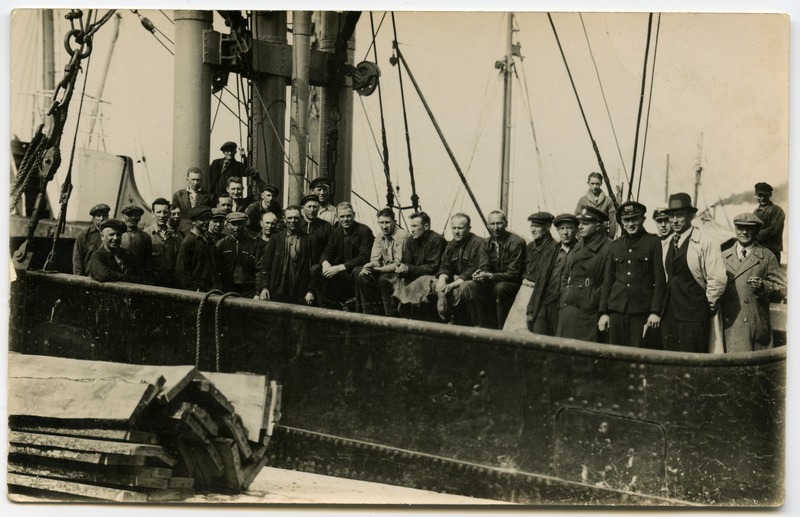 Kaubalaeva meeskonna grupifoto?