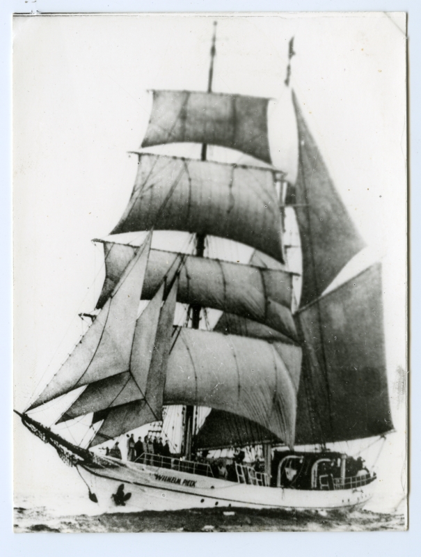 SDV õppepurjelaev "Wilhelm Pieck" merel