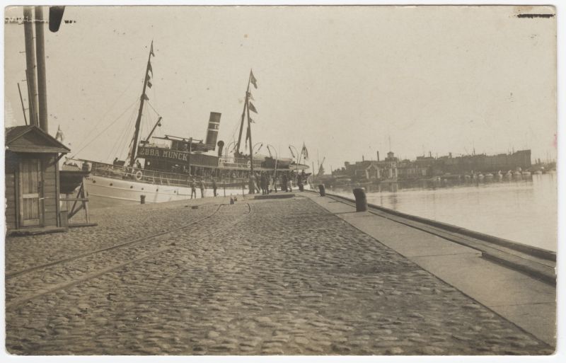 Aurulaev "Ebba Munck" Tallinna sadamas
