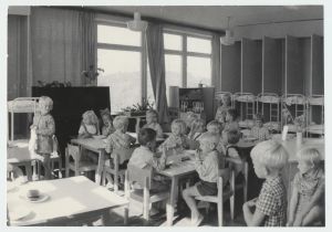 Kohila sovhoosi lasteaed. Pilk lasteaeda