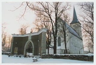 Märjamaa kiriku värav