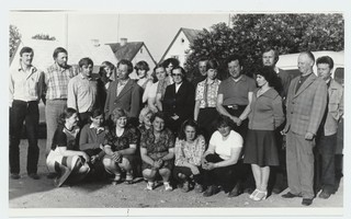 Rapla rajooni lüpsivõistlused. Osavõtjad koos kohtunikega