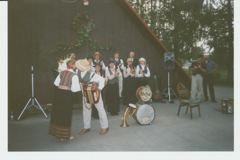 Õnnitlemine pärtlipäeval