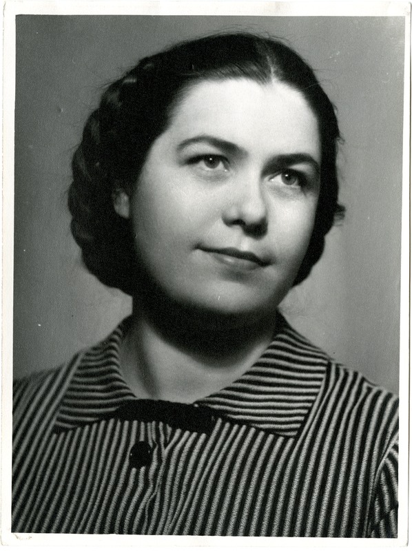 N. Babkina, portree