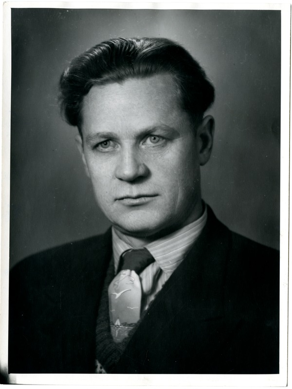 V. Žilkin, ketrusmasinate parim remontija, portree