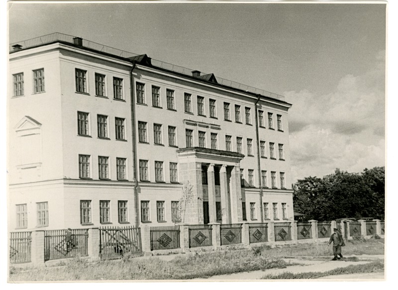 Narva koolihoone nr.4