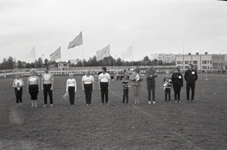 spordivõistlus Isa, ema ja mina - sportlik perekond, kolm parimat võistkonda