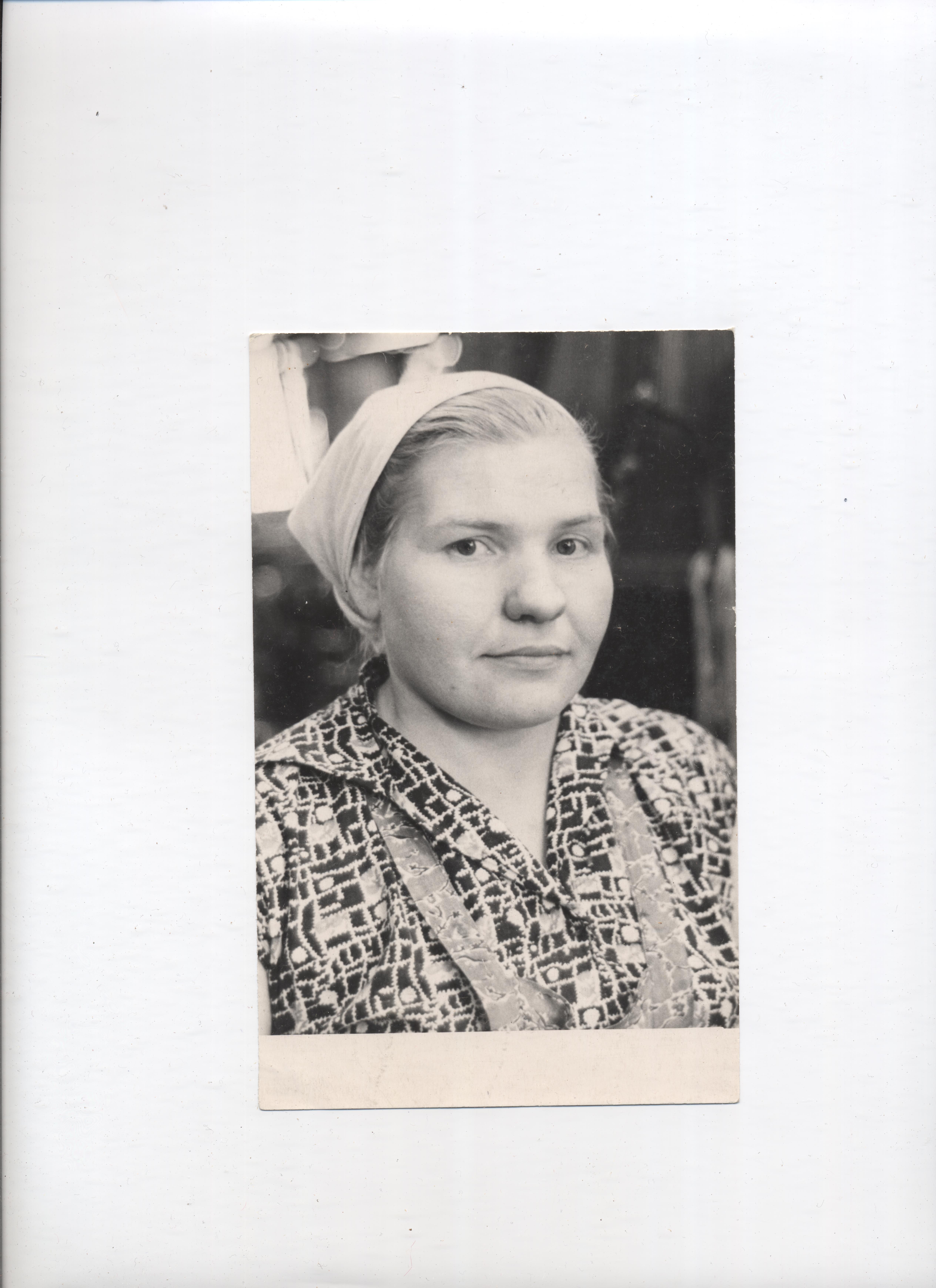 Vera Mikušova, Vana ketrusvabriku ketraja, portree