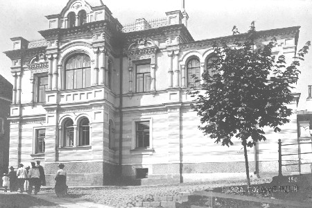 Narva. Lavretsovi maja