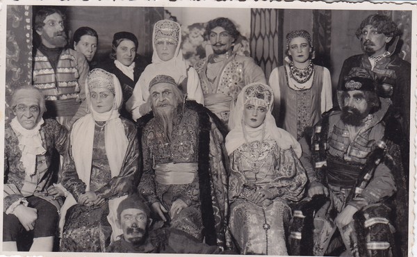 Narva Vene Teater. Näitetrupp pärast etendust Vassilissa Melentjevna