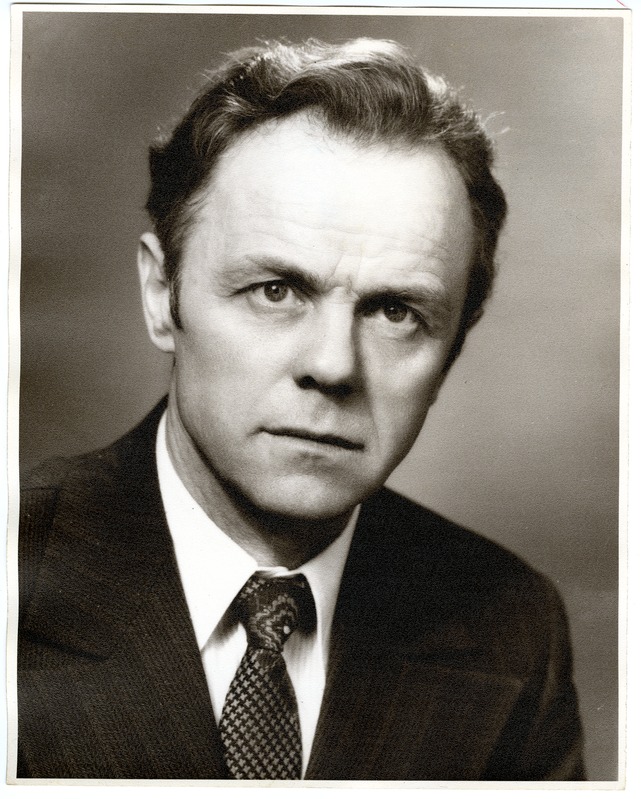 Lev Gorõljov, lukksepp