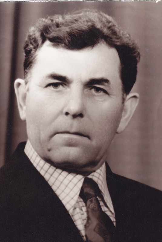 Karp Lazarev, Eesti energoremoondi lukksepp