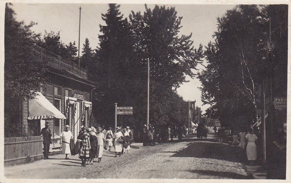 Narva-Jõesuu. Mereküla tänav.